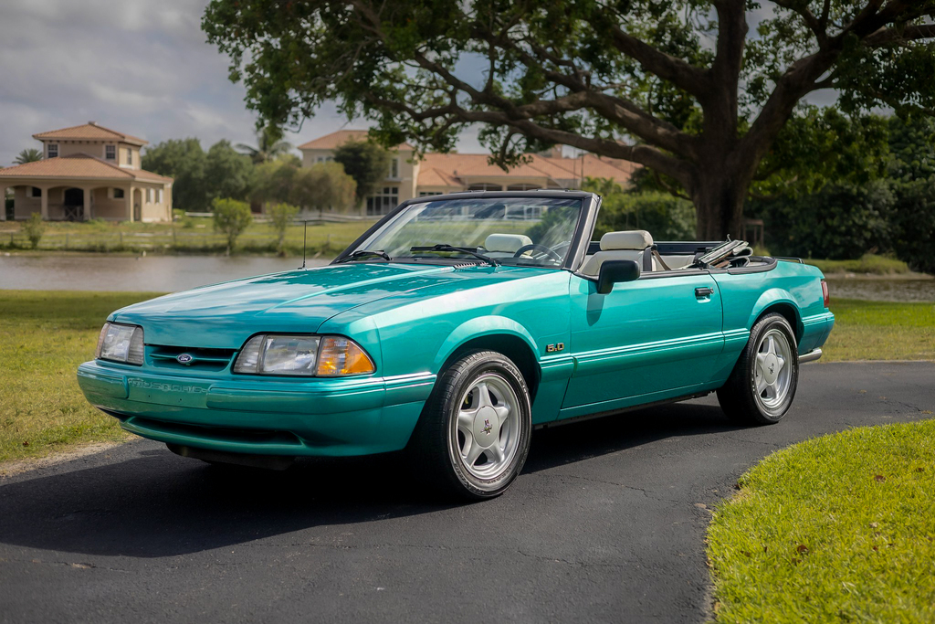 1992 Ford Mustang - Overview Photo
