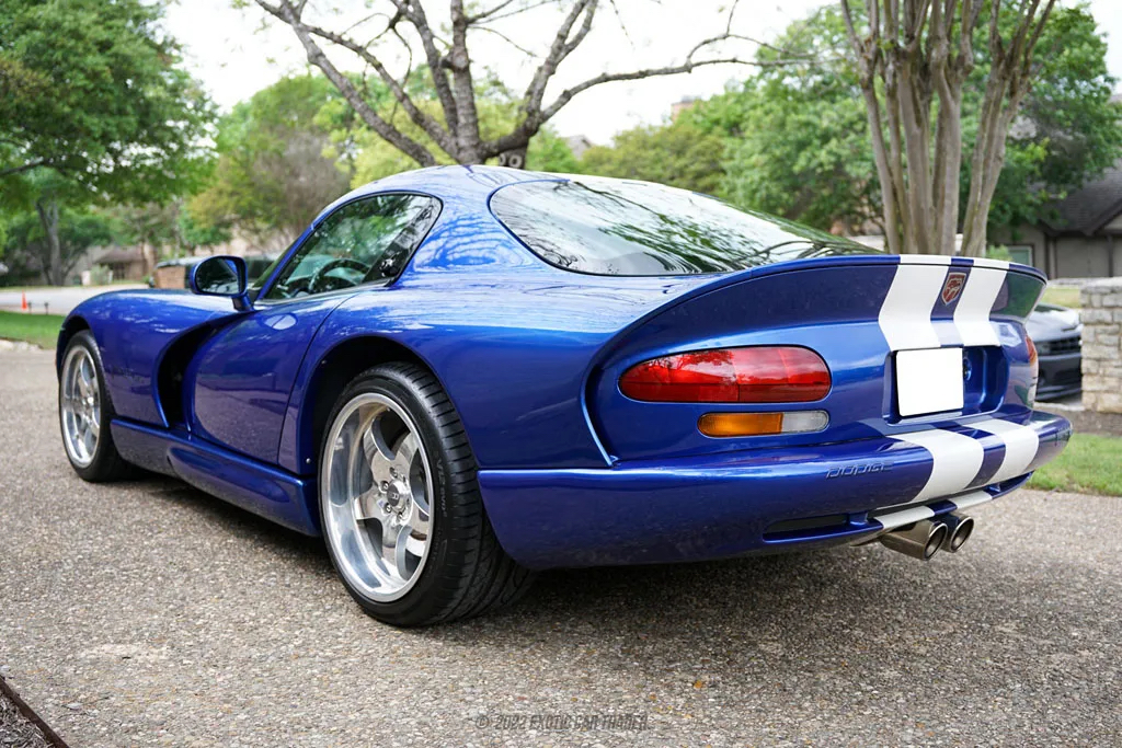 1997 Dodge Viper - Interior Photo