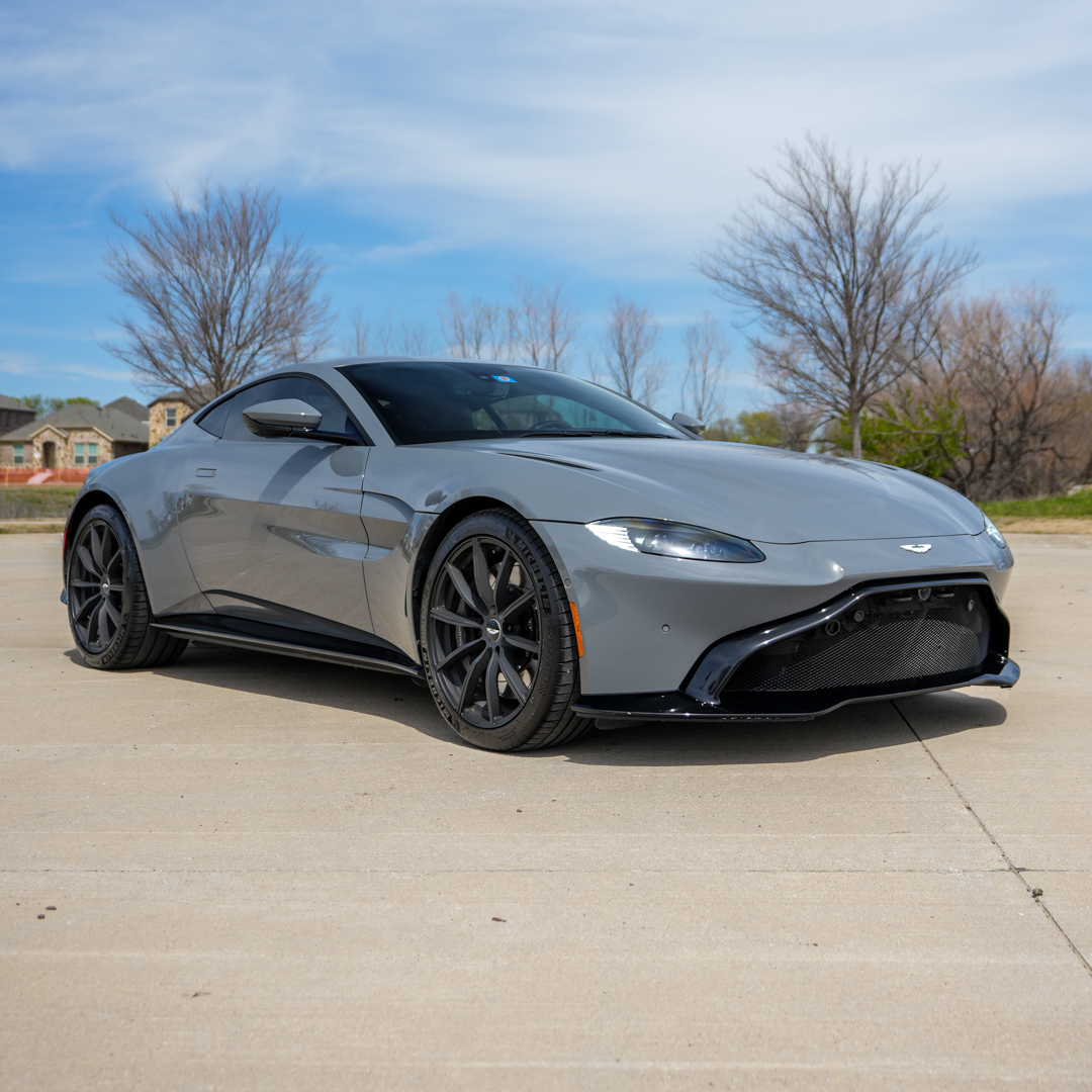 2020 Aston Martin Vantage - Overview Photo