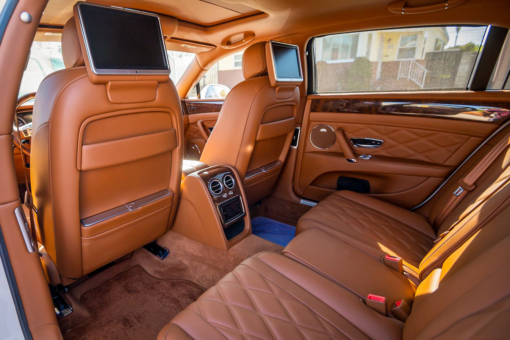 2015 Bentley Flying Spur - Interior Photo