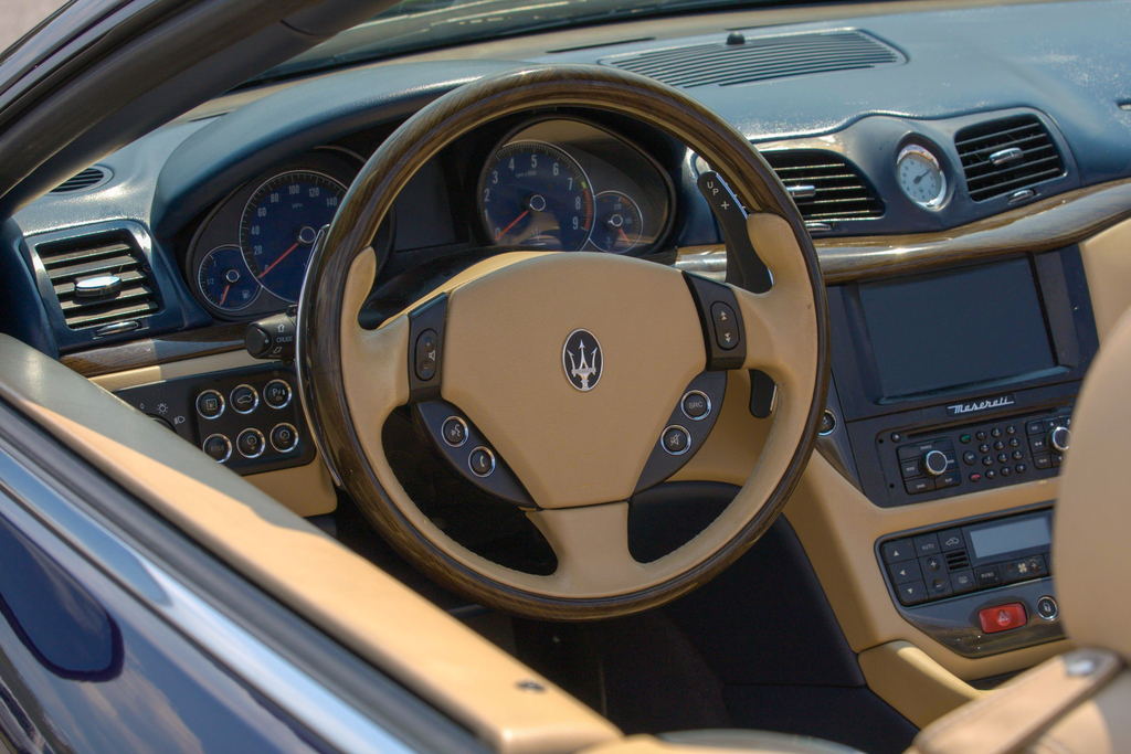 2014 Maserati GranTurismo - Engine Photo