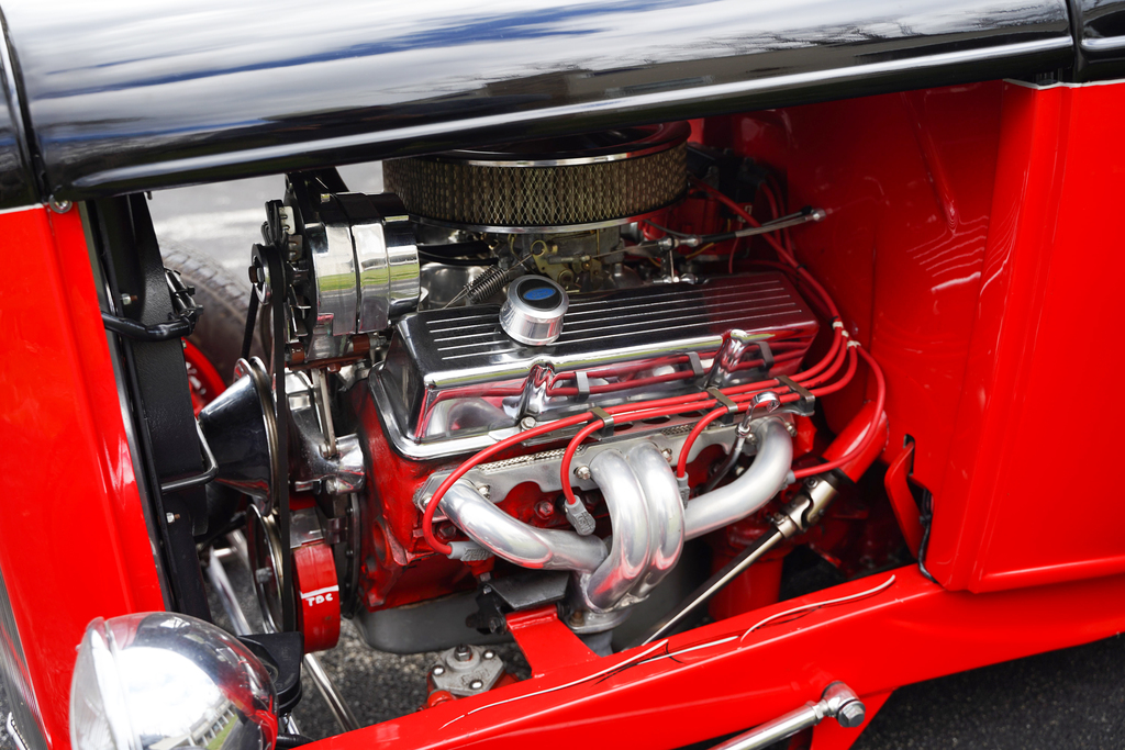 1932 Ford Highboy Roadster - Engine Photo