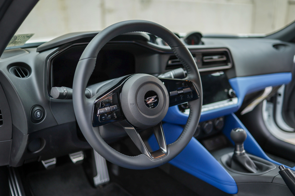 2023 Nissan Z - Interior Photo