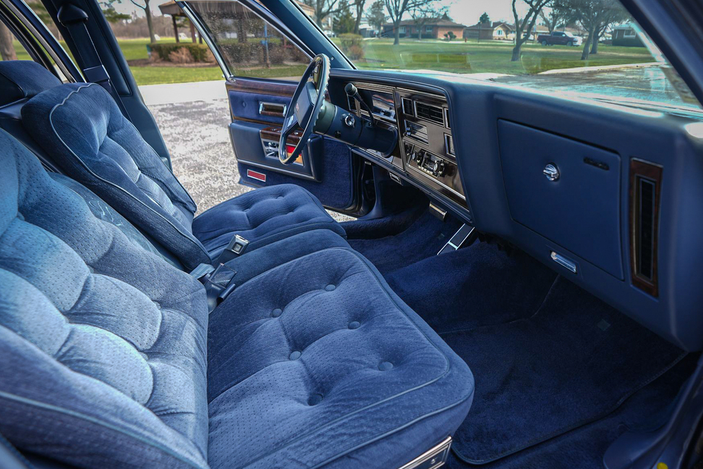1983 Oldsmobile 98 - Interior Photo
