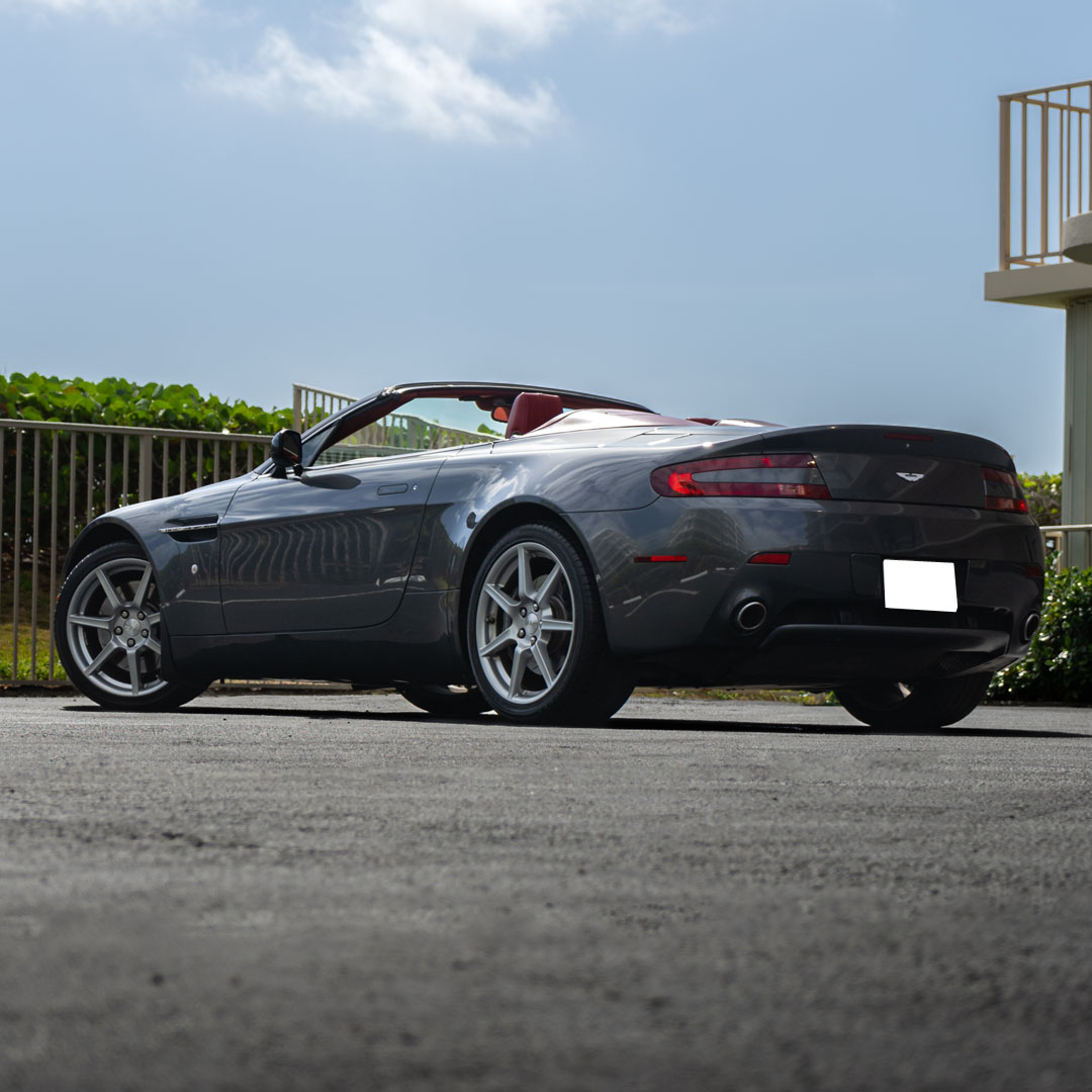 2008 Aston Martin V8 Vantage - Interior Photo