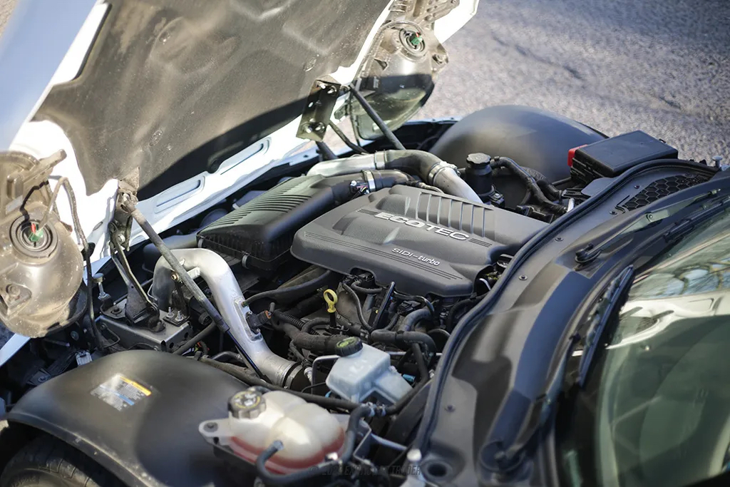 2007 Pontiac Solstice - Engine Photo