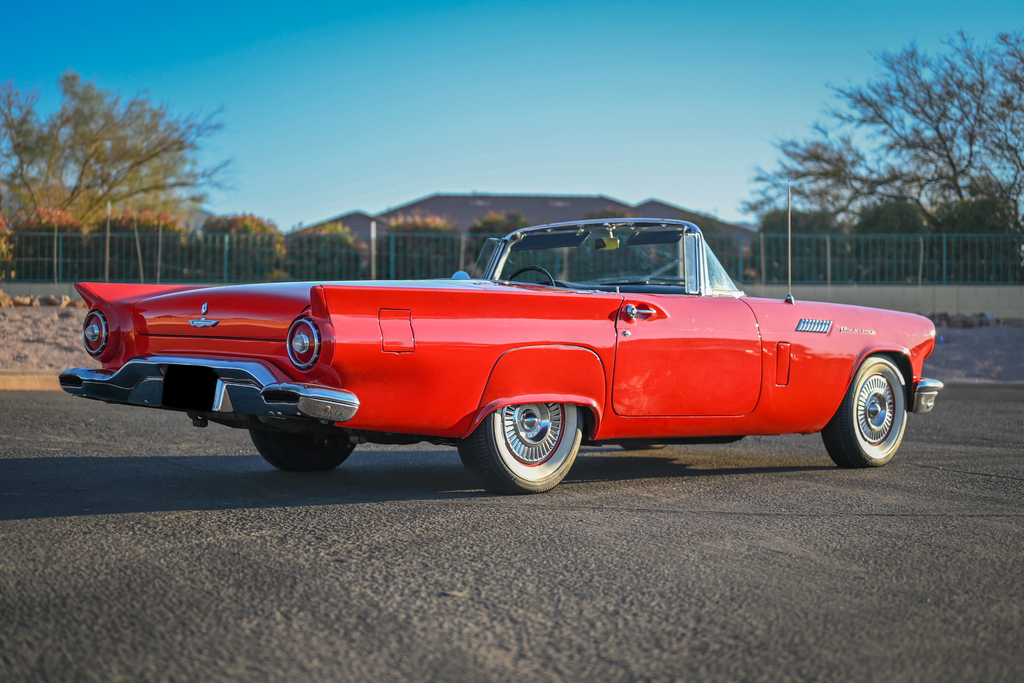 1957 Ford Thunderbird - Interior Photo