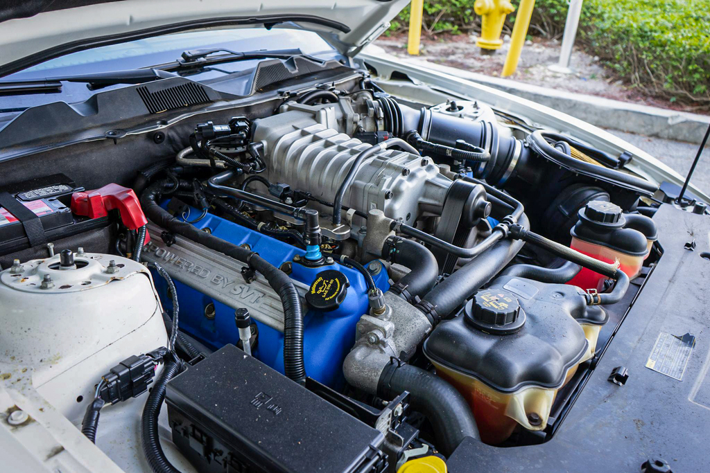 2012 Ford Mustang - Engine Photo
