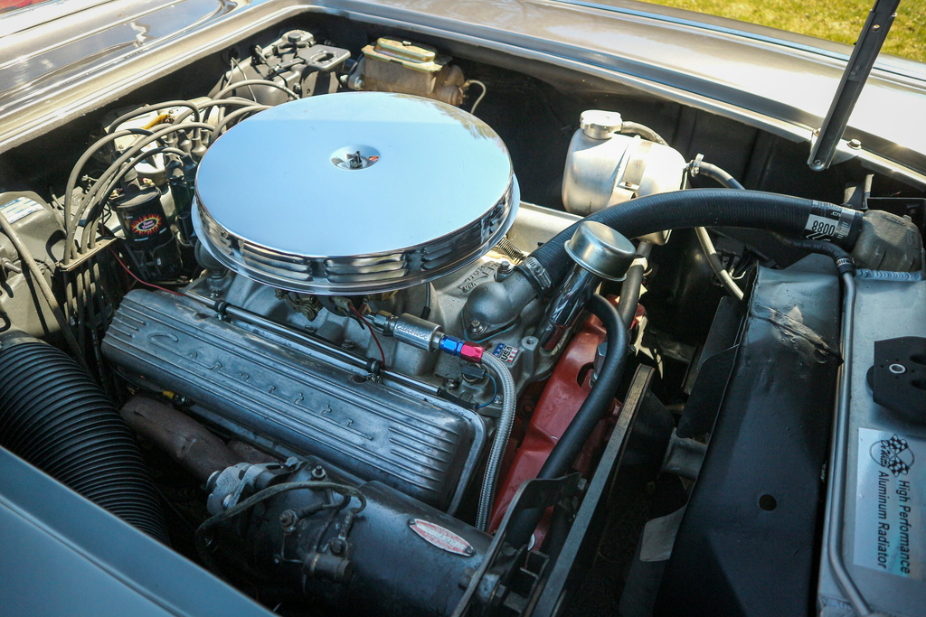 1960 Chevrolet Corvette - Engine Photo