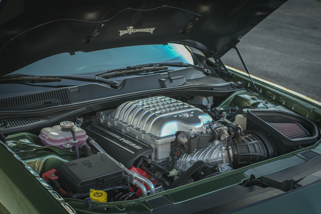2018 Dodge Challenger - Engine Photo