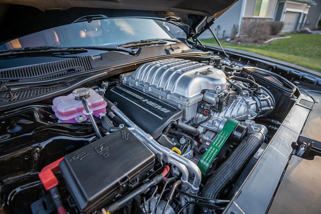2023 Dodge Challenger - Engine Photo