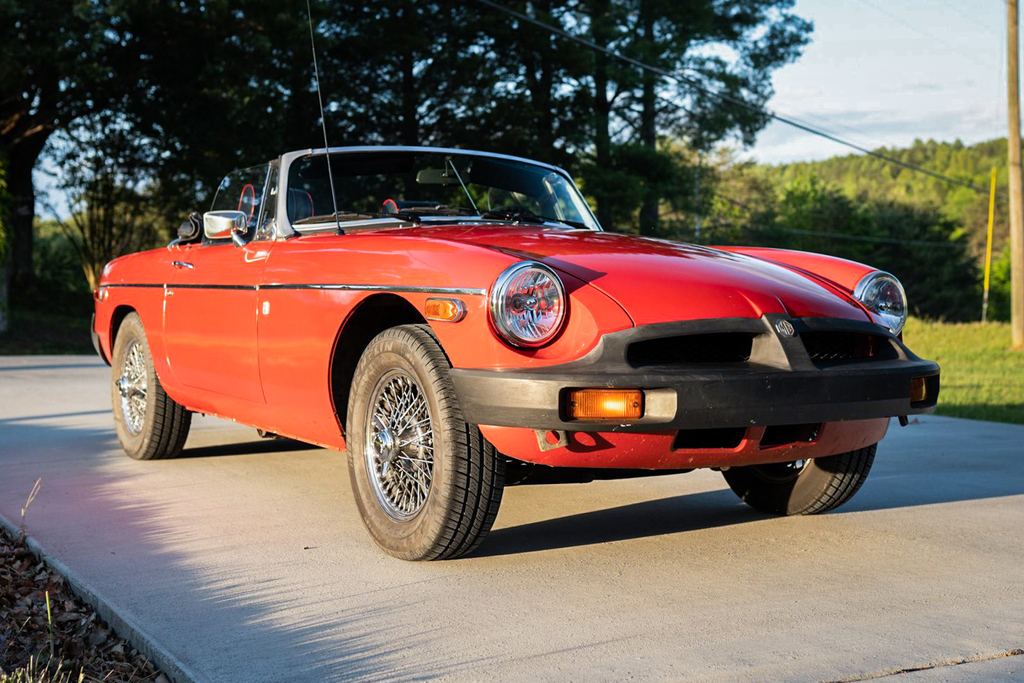 1974 MG MGB - Overview Photo