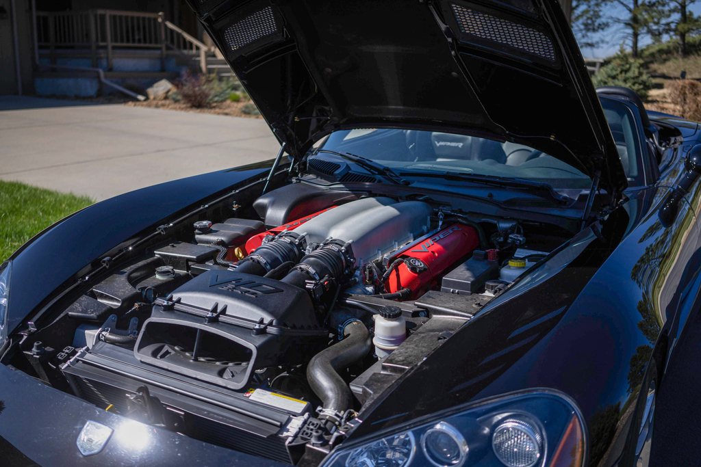 2008 Dodge Viper - Engine Photo
