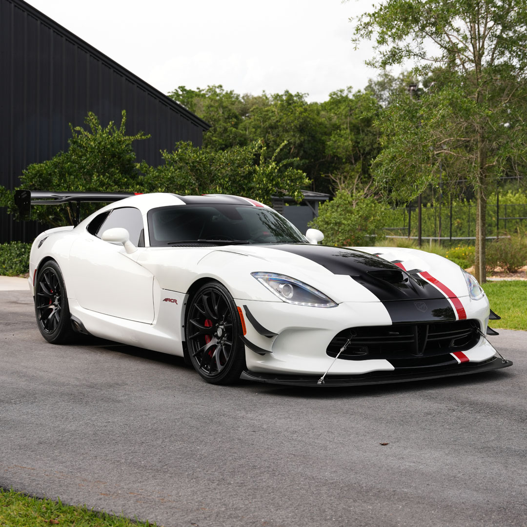 2016 Dodge Viper - Overview Photo