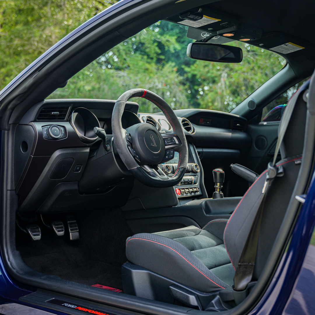 2018 Ford Mustang - Interior Photo