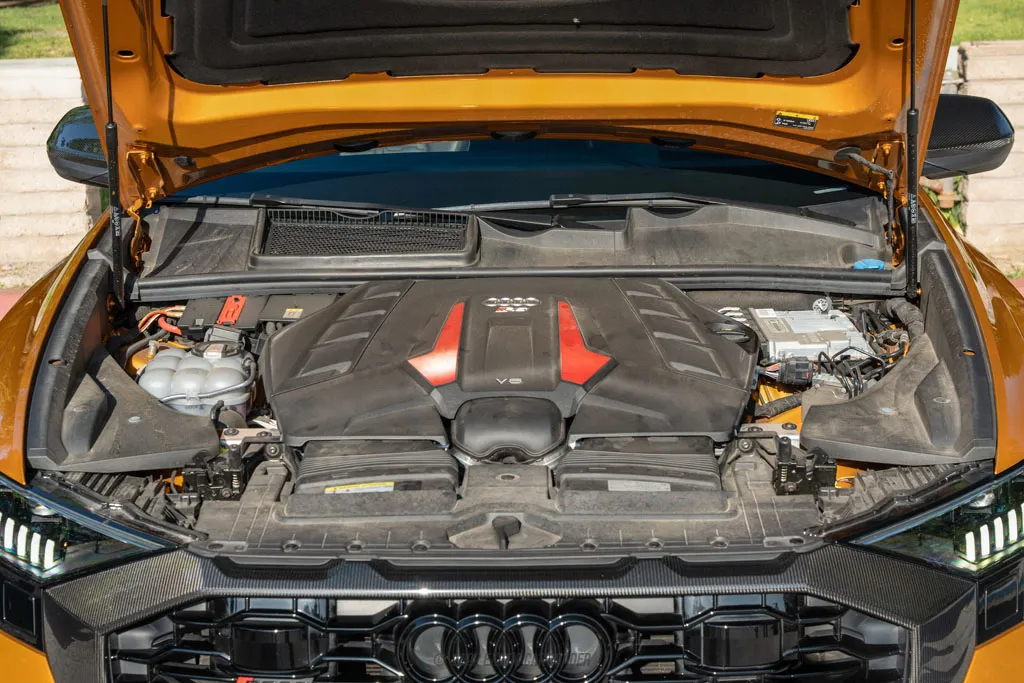 2021 Audi RS Q8 - Engine Photo