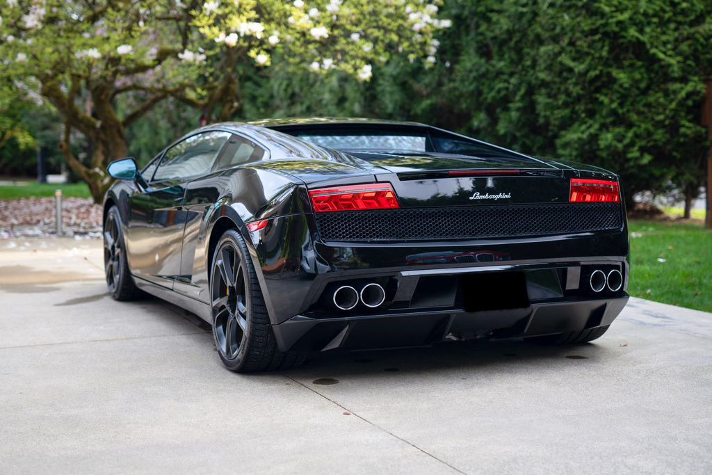 2011 Lamborghini Gallardo - Interior Photo