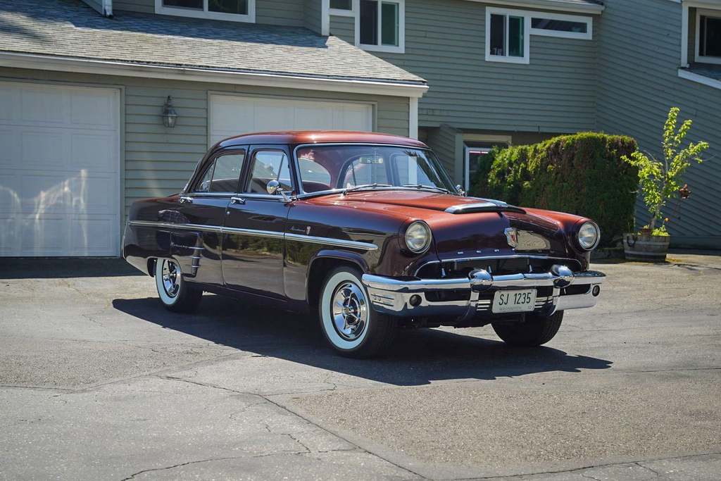 1953 Mercury Monterey - Overview Photo