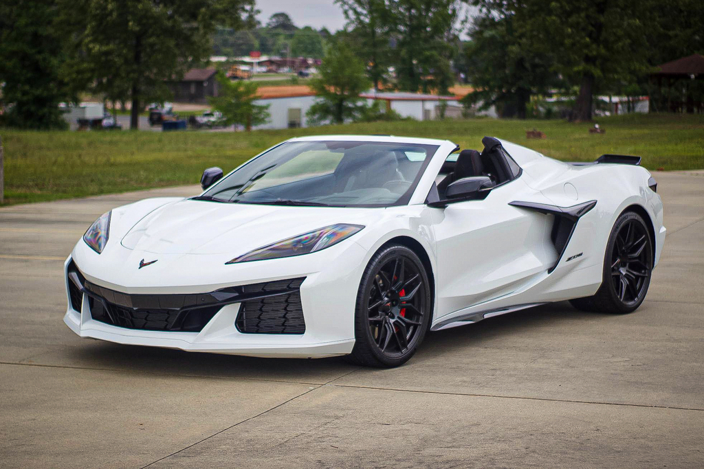 2023 Chevrolet Corvette - Overview Photo