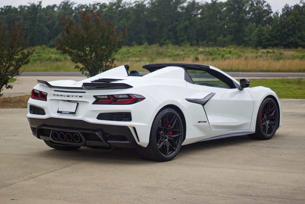 2023 Chevrolet Corvette - Interior Photo