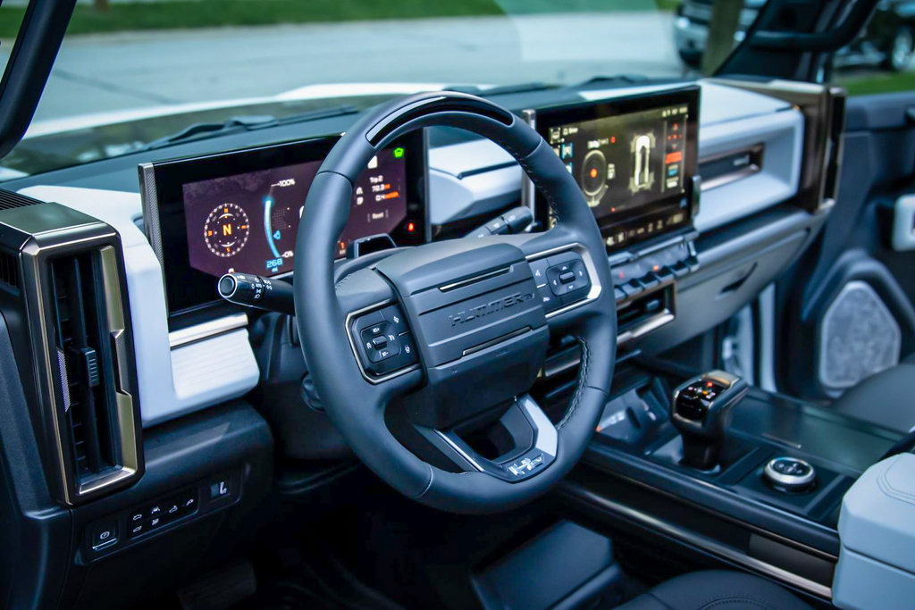 2022 GMC Hummer EV - Interior Photo