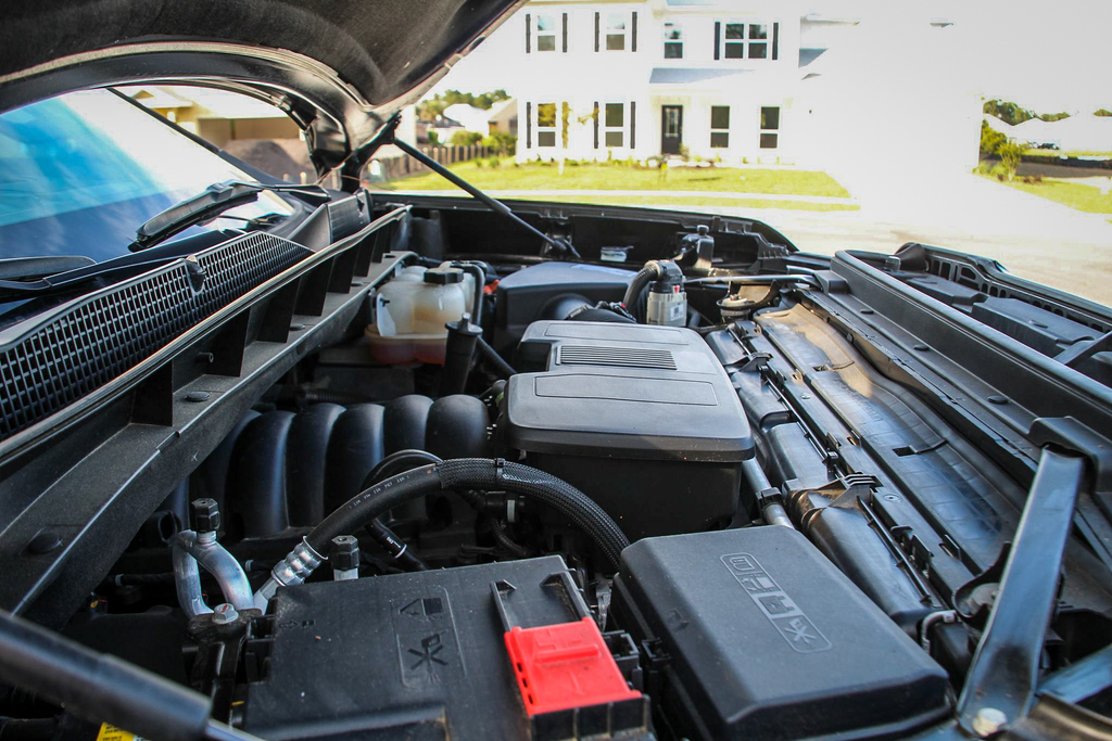 2020 Gmc Sierra - Engine Photo