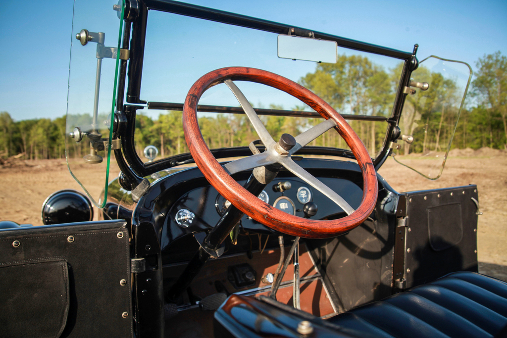 1924 Dodge Touring - Interior Photo