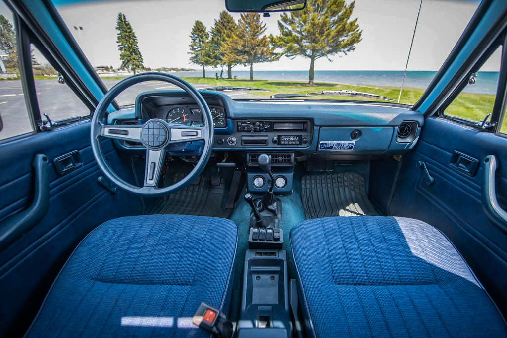 1983 Toyota Pick-Up - Interior Photo