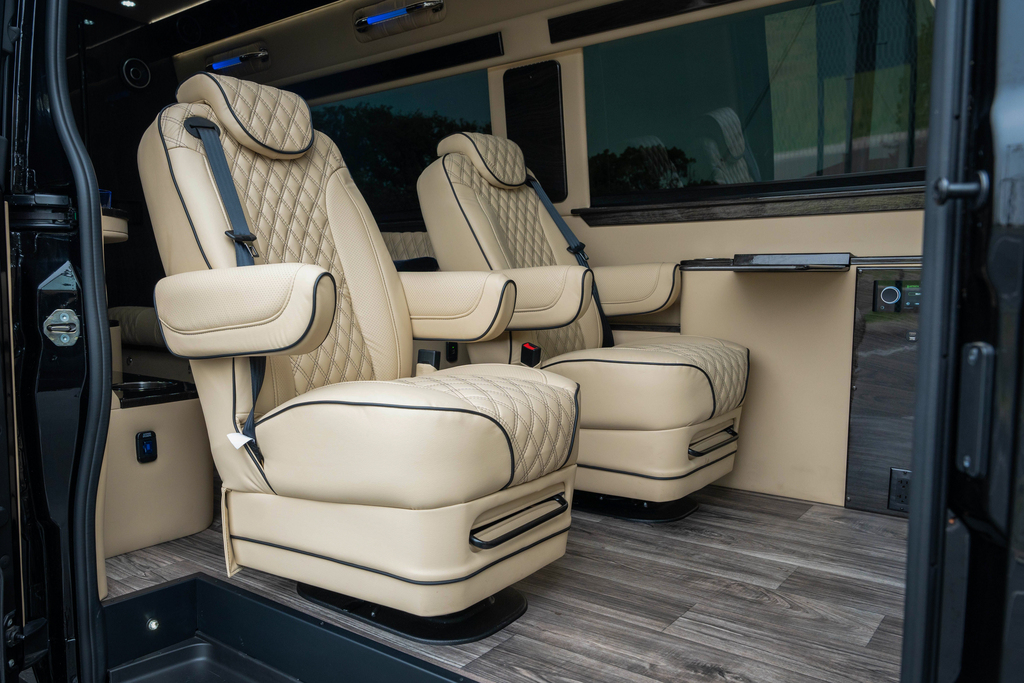 2022 Mercedes-Benz Sprinter - Interior Photo