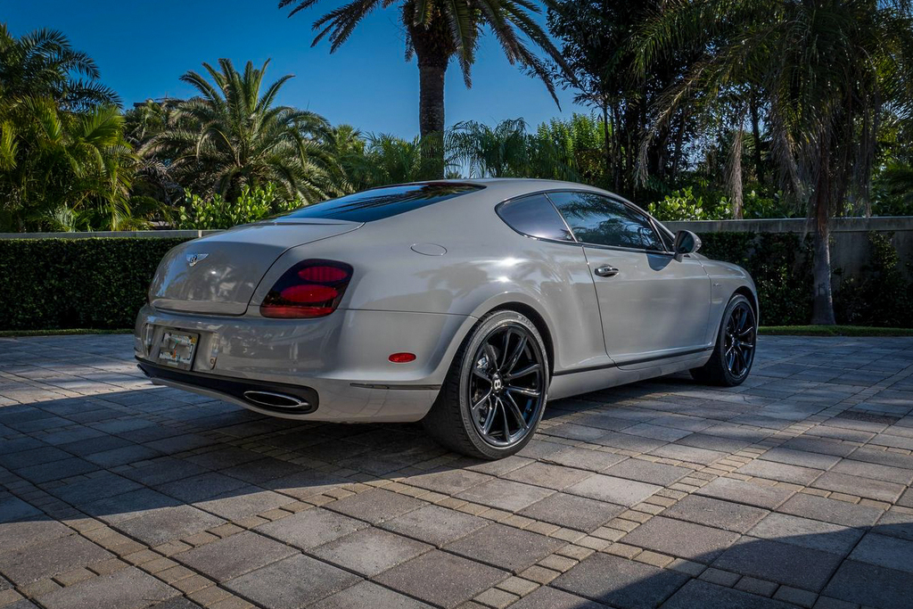 2010 Bentley Continental - Interior Photo