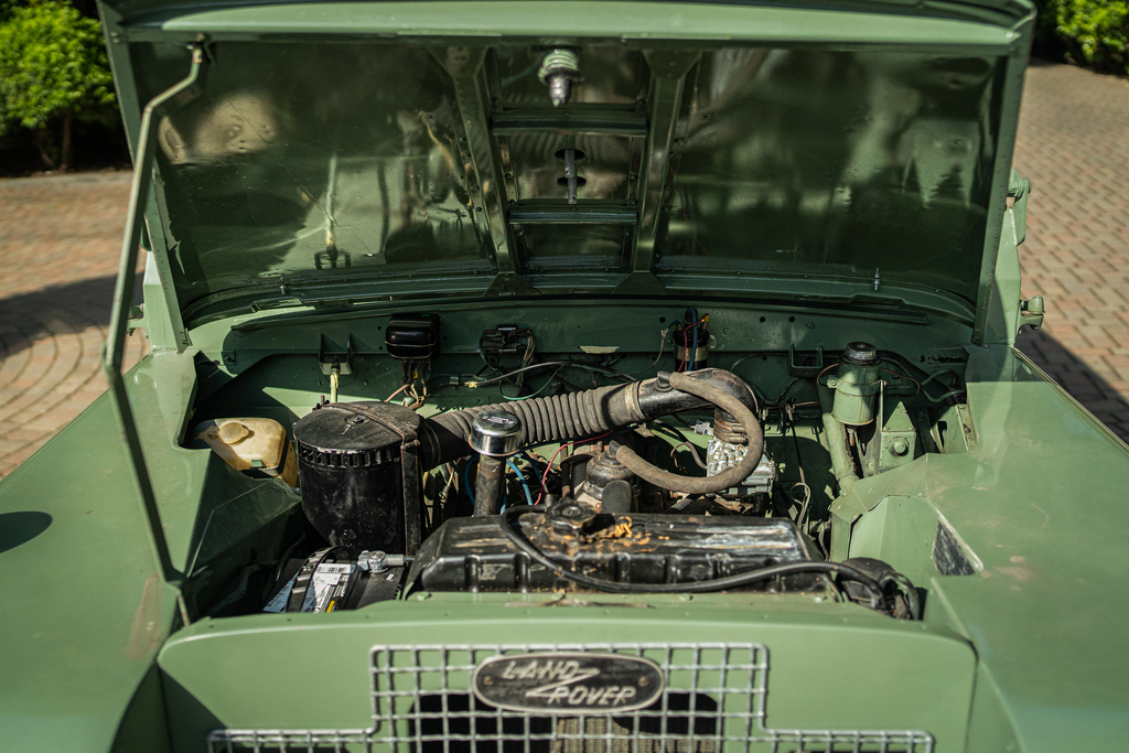 1970 Land Rover Series IIA - Engine Photo