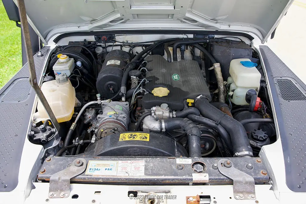 1994 Land Rover 110 - Engine Photo