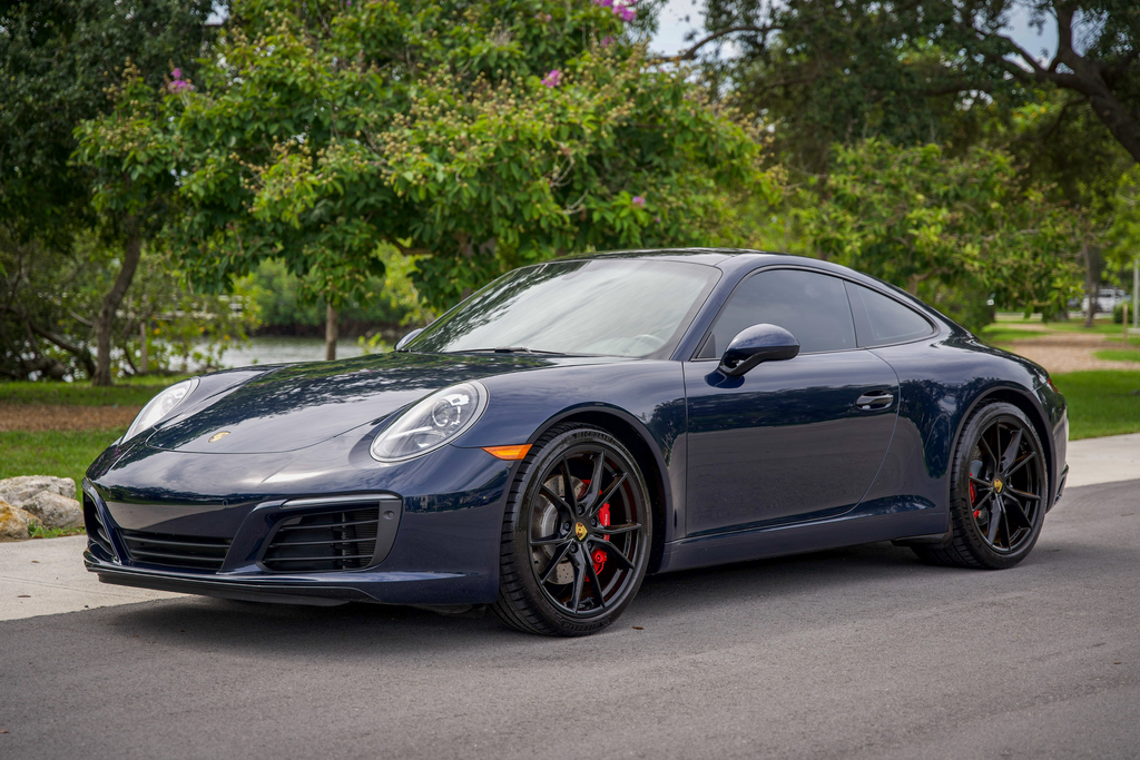 2018 Porsche 911 - Overview Photo