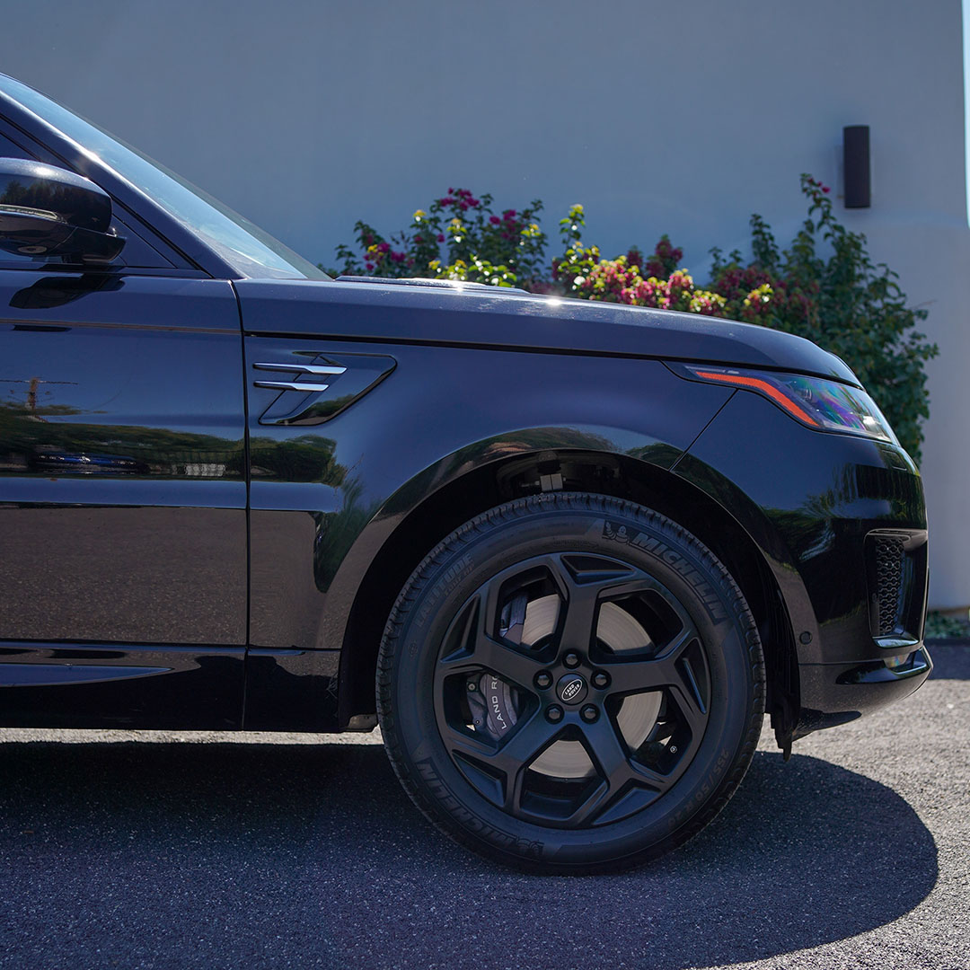 2018 Land Rover Range Rover Sport - Engine Photo