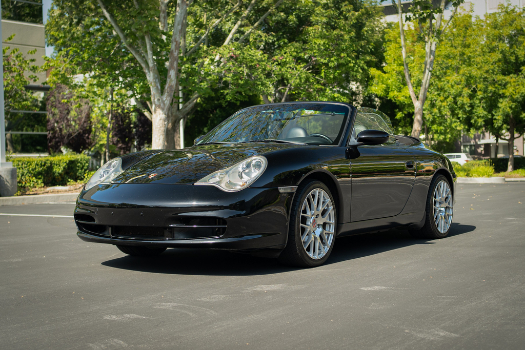 2003 Porsche 911 Carrera - Overview Photo