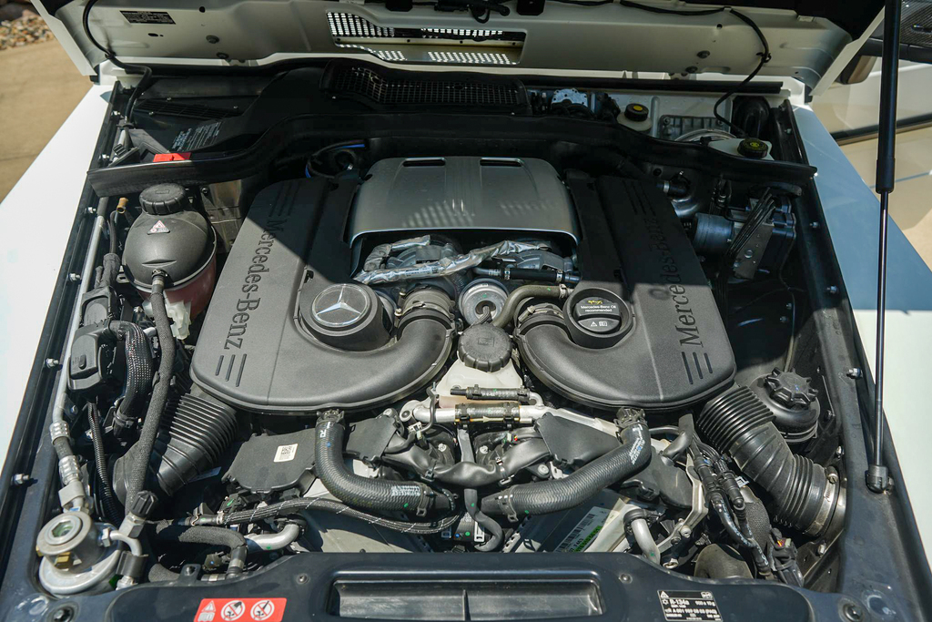 2017 Mercedes-Benz G550 - Engine Photo