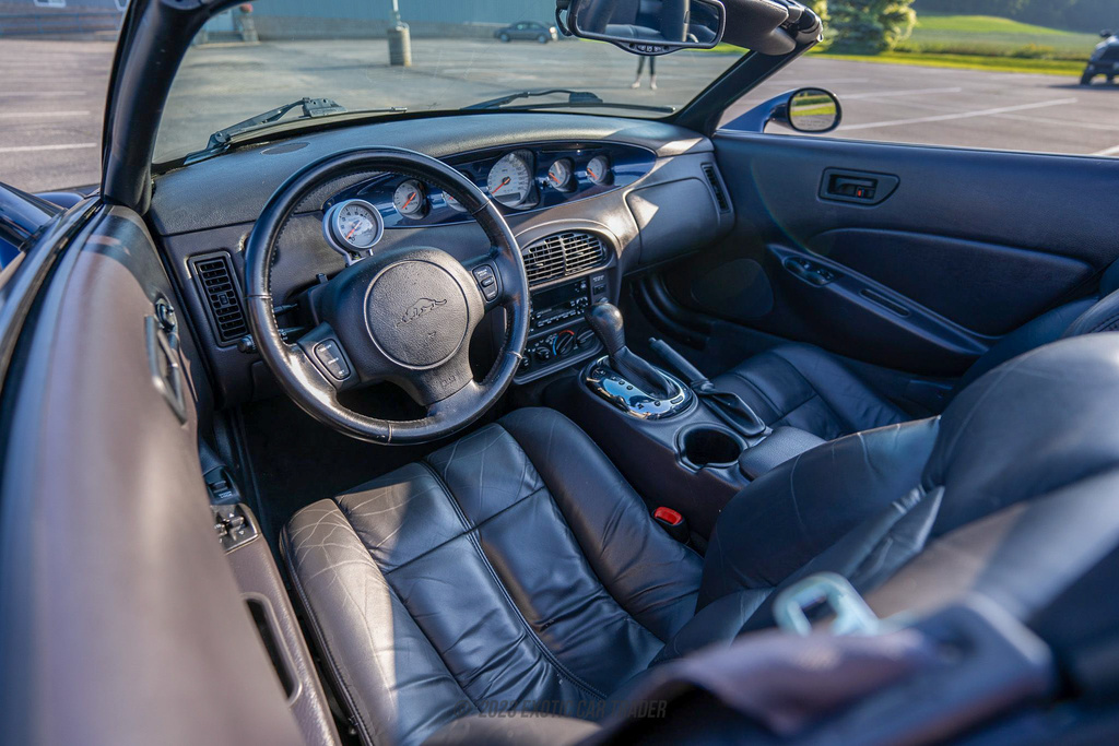2001 Chrysler Prowler - Interior Photo