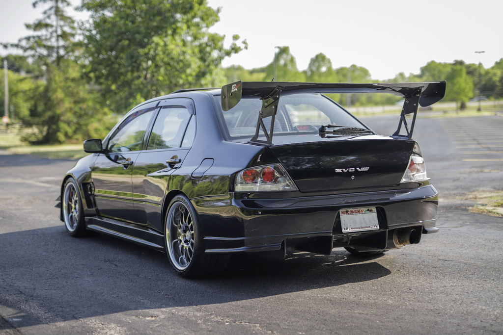 2003 Mitsubishi Lancer Evolution - Interior Photo