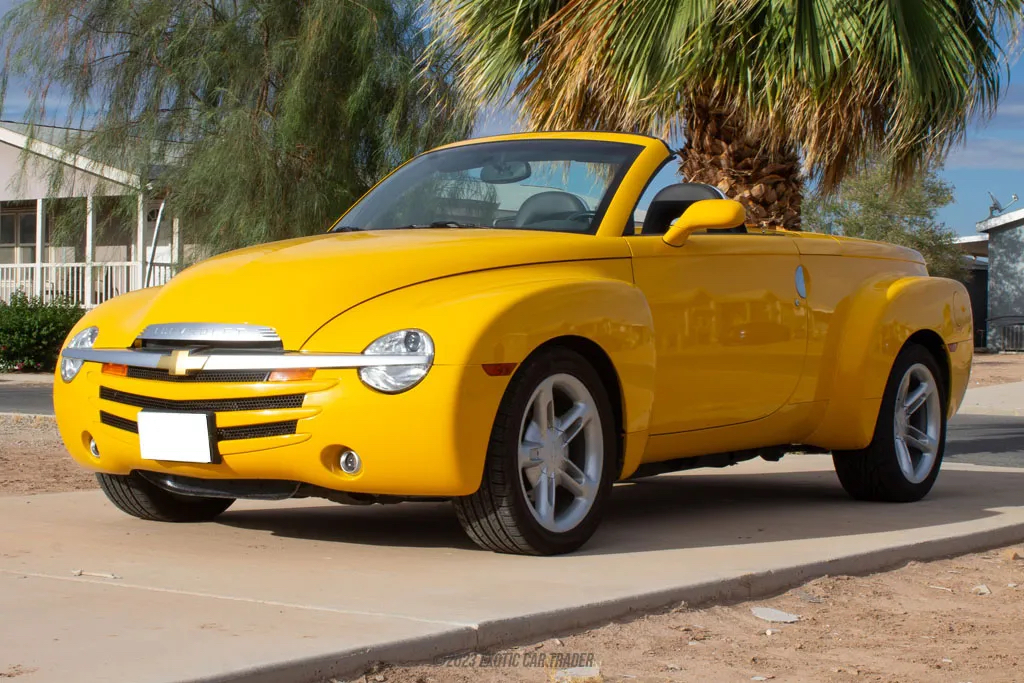 2004 Chevrolet SSR - Overview Photo