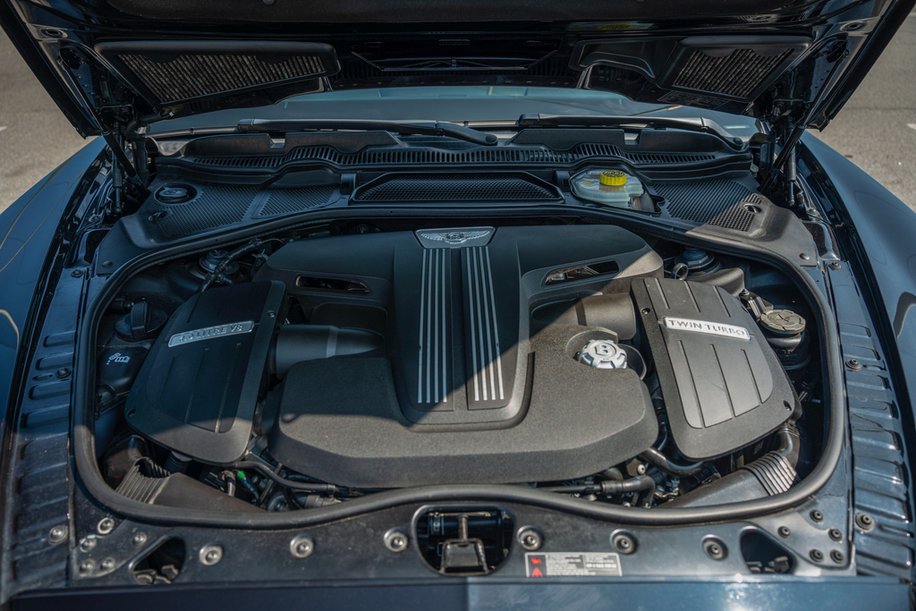 2013 Bentley Continental - Engine Photo