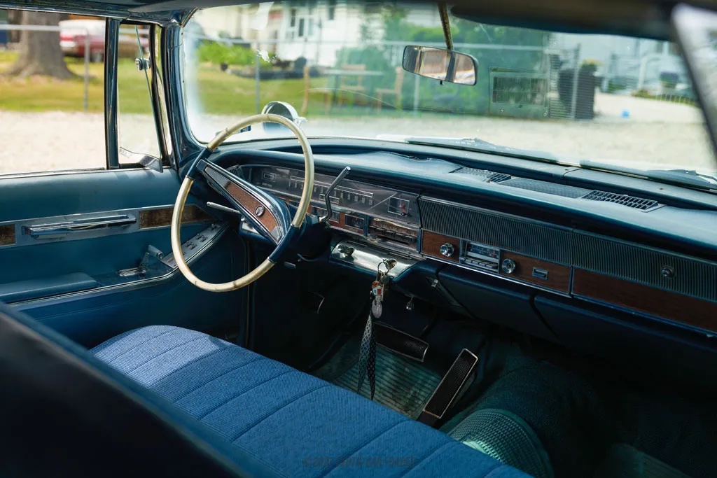 1965 Chrysler Imperial - Interior Photo