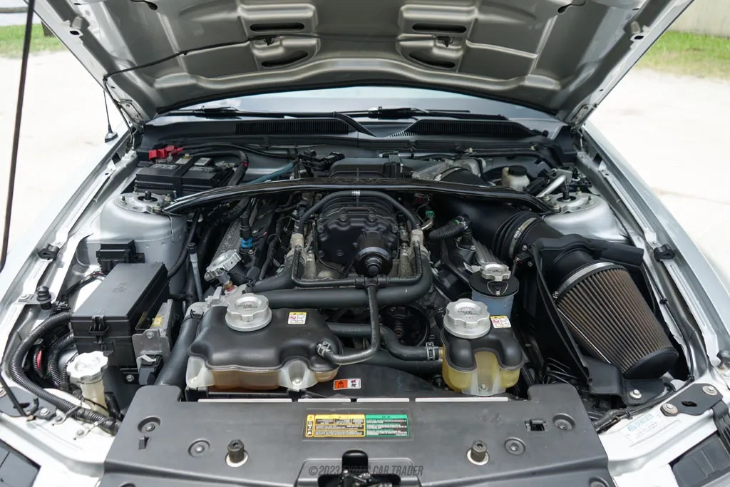 2009 Ford Mustang - Engine Photo
