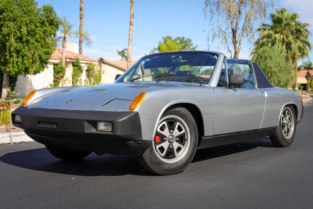 1976 Porsche 914 - Overview Photo
