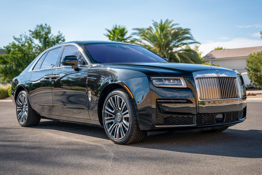 2022 Rolls Royce Ghost - Overview Photo
