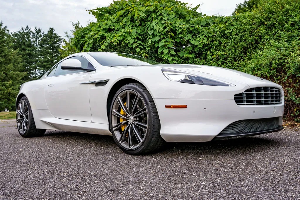2015 Aston Martin DB9 - Overview Photo