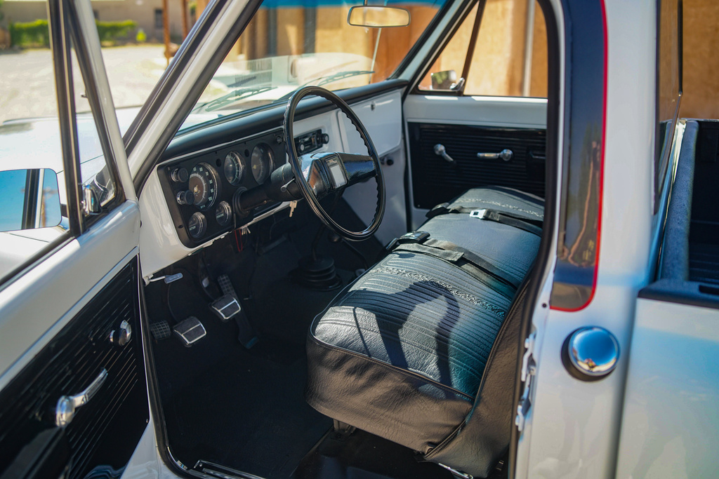 1970 Chevrolet C10 - Interior Photo