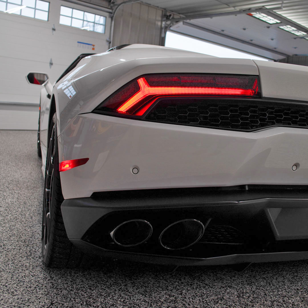 2017 Lamborghini Huracan - Overview Photo