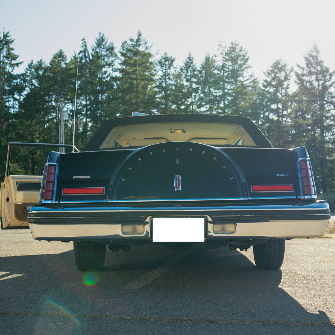1983 Lincoln Continental - Interior Photo