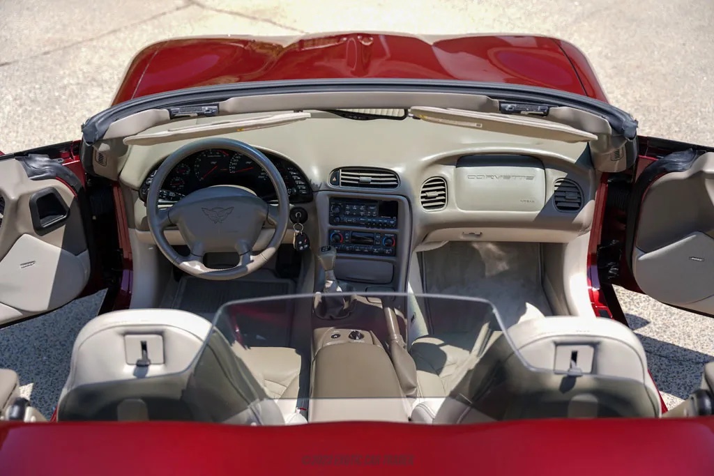 2003 Chevrolet Corvette - Interior Photo
