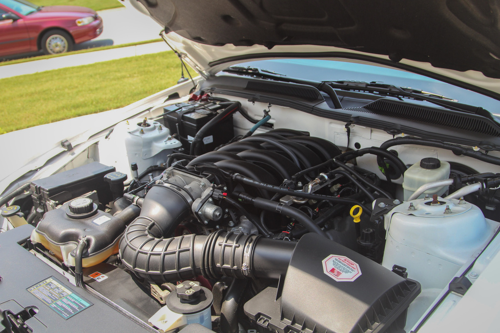 2005 Ford Mustang - Engine Photo